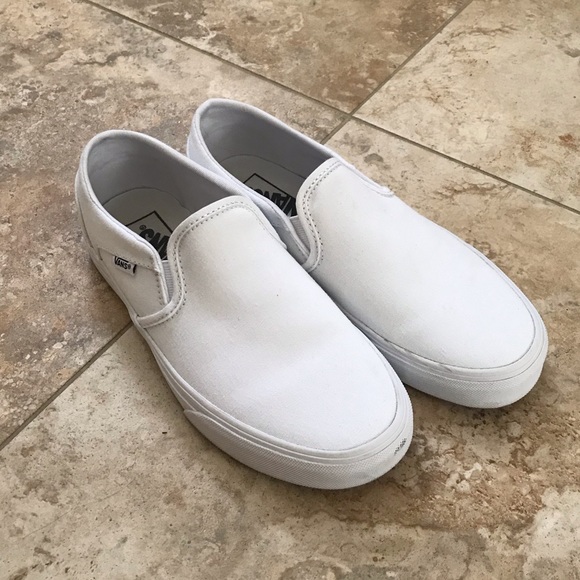 white slip on vans womens size 7